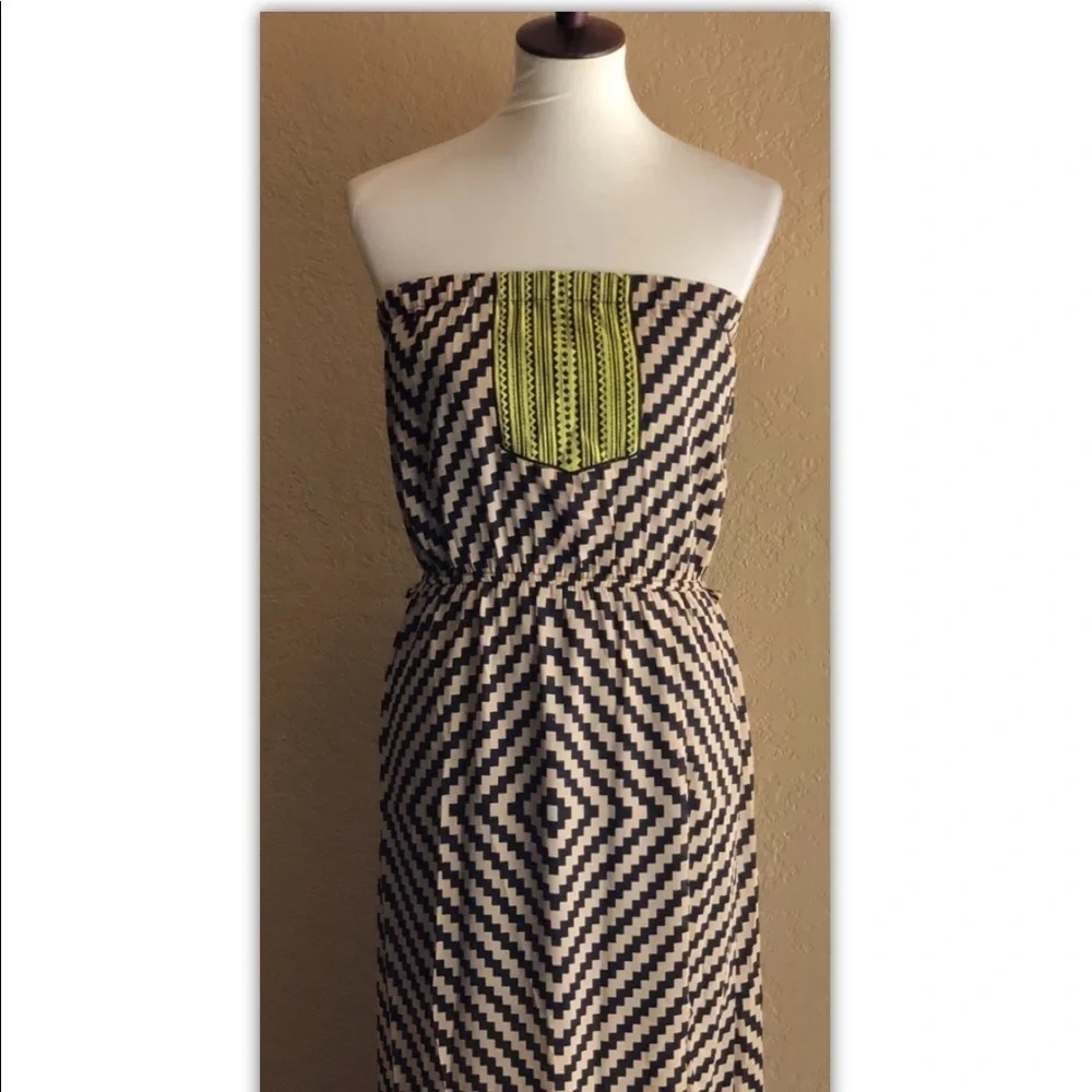 THML Women’s LAYLA Strapless Maxi Dress Size M - Picture 2 of 10